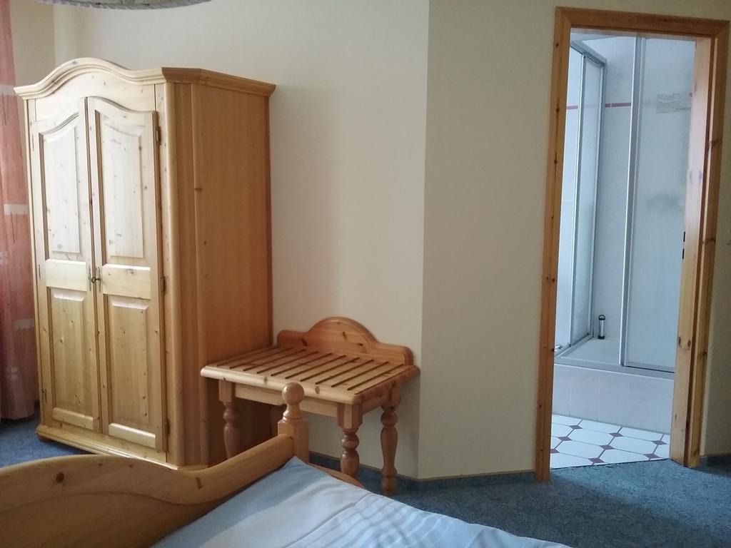Gastezimmer - Campingplatz Am Muhlenbach Soltau Eksteriør bilde